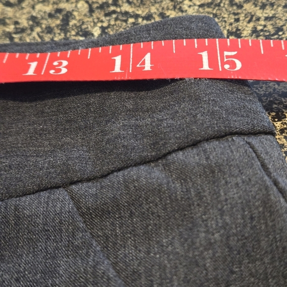 Daisy Fuentes Gray Flared Pants 4 Pockets Zip Button Closure Women size 2 (XS) - Picture 11 of 16